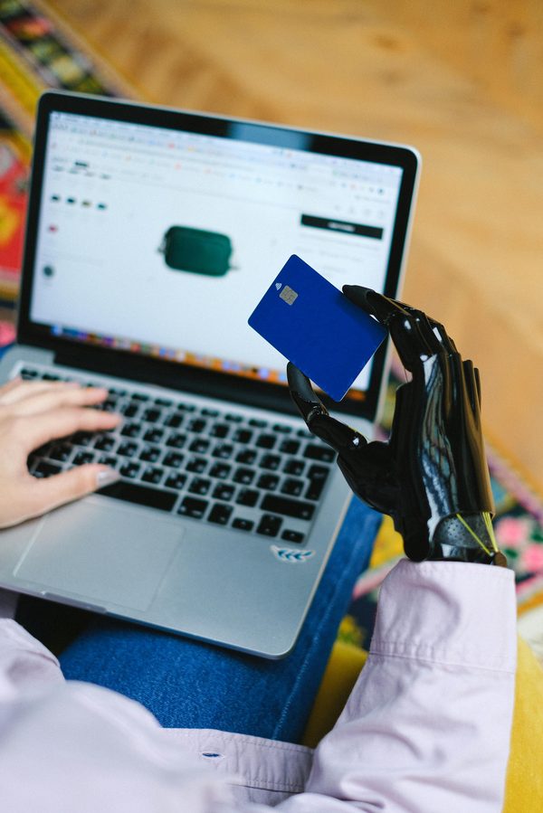 Ouvrir un compte bancaire en ligne sans justificatif : ce qu'il faut savoir