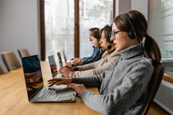 Découvrez les top logiciels CRM français pour optimiser vos ventes.